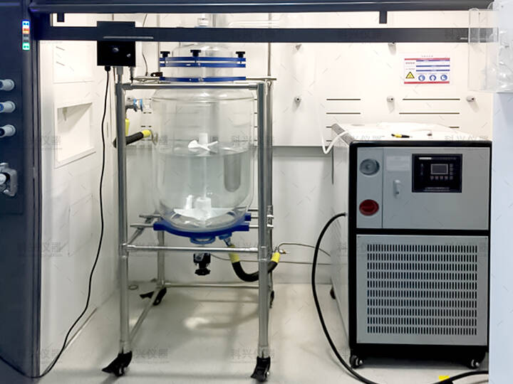 上?？婆d儀器與某公司合作